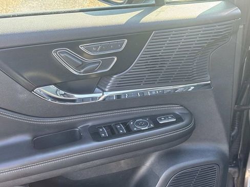 Used 2021 Lincoln Corsair Standard w/ Premium Package image 23