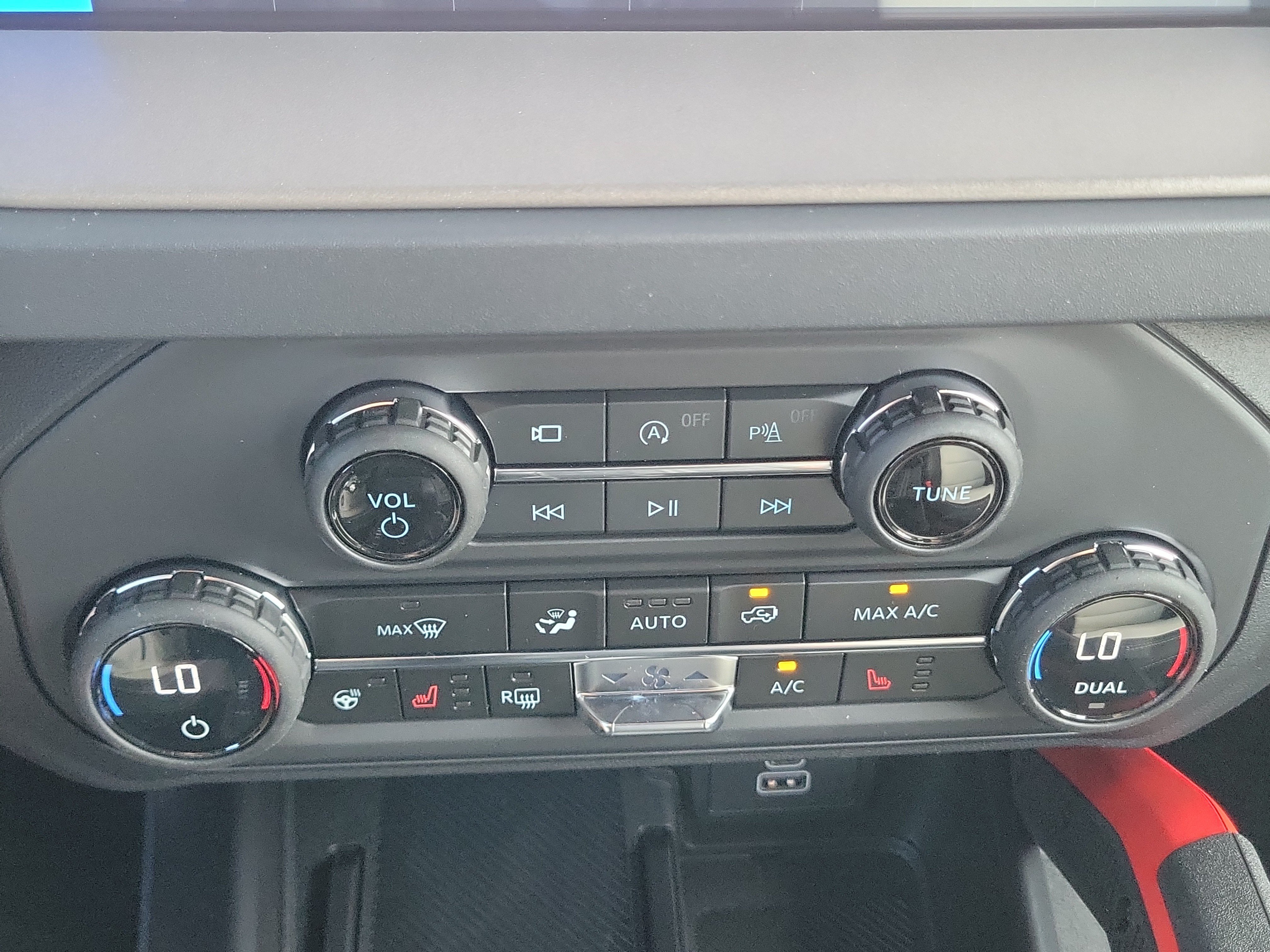 New 2026 Ford Bronco Outer Banks w/ Sasquatch Package AWD/4WD image 29