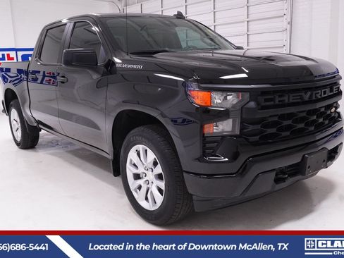 Used 2023 Chevrolet Silverado 1500 Custom RWD image 3