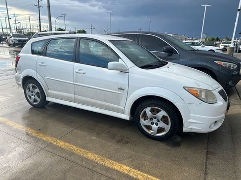 Used 2008 Pontiac Vibe w/ Preferred Package FWD image 6