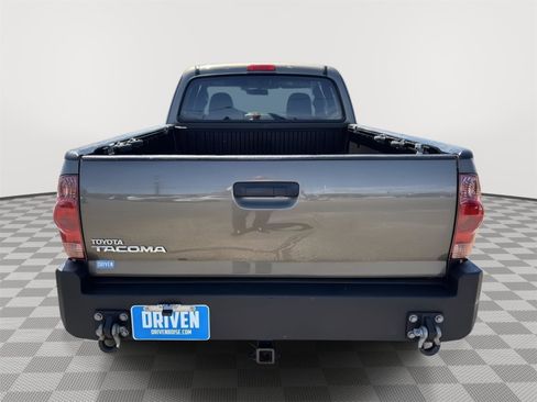 Used 2015 Toyota Tacoma 4x4 Access Cab image 5