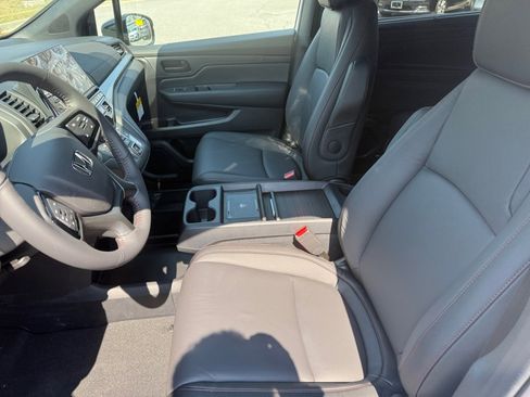 New 2026 Honda Odyssey Sport-L image 30