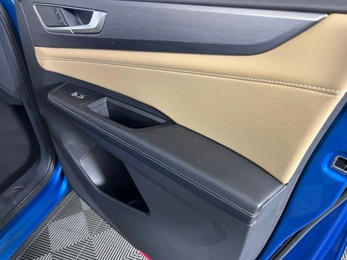 Used 2024 Volkswagen Atlas Cross Sport SE image 34