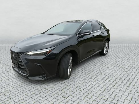 Used 2024 Lexus NX 350 AWD w/ Vision Package image 4