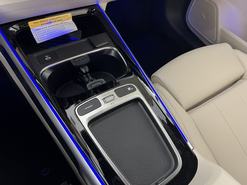 New 2026 Mercedes-Benz GLB 250 4MATIC image 33