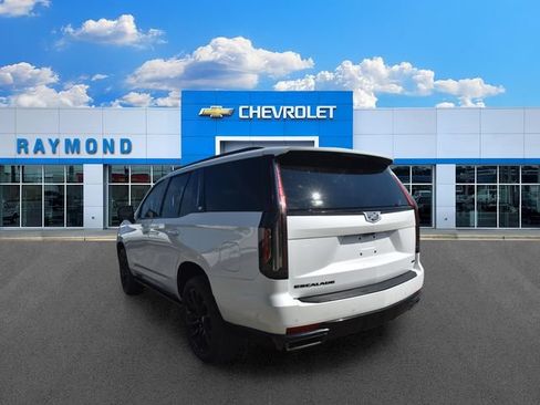 Certified 2023 Cadillac Escalade Sport w/ LPO, ONYX Package AWD/4WD image 5