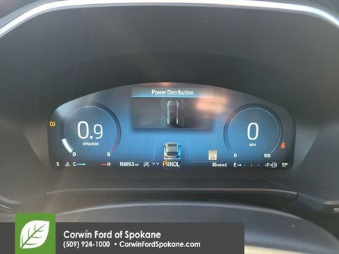 Used 2025 Ford Escape Platinum image 28