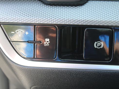 Used 2023 Kia Sportage LX AWD/4WD image 23