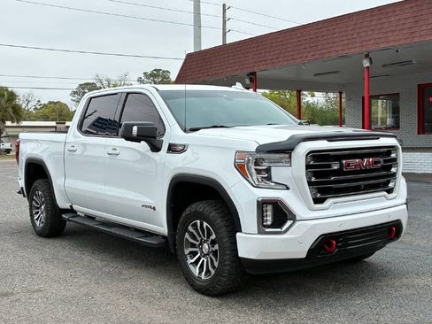 Used 2020 GMC Sierra 1500 AT4 w/ AT4 Premium Package image 9