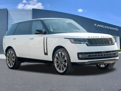 New 2026 Land Rover Range Rover Long Wheelbase SE AWD/4WD image 3