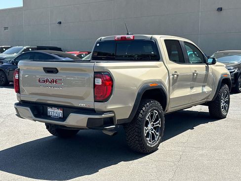Used 2023 GMC Canyon AT4 AWD/4WD image 3