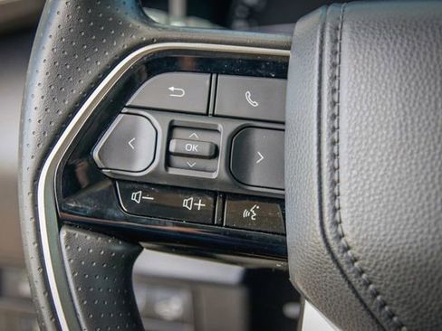 Used 2022 Toyota Tundra SR5 w/ Convenience Package RWD image 13