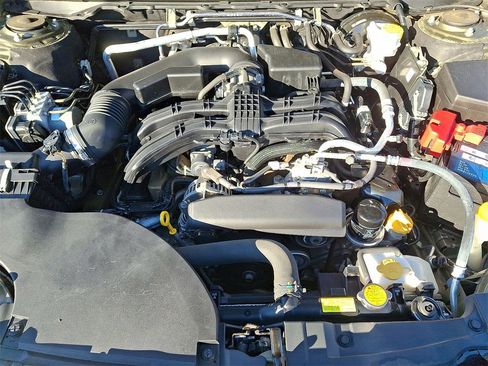 Used 2020 Subaru Outback Premium image 27