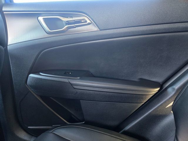 New 2026 Kia Sportage EX FWD image 7