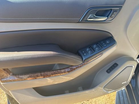 Used 2016 Chevrolet Tahoe LTZ image 9