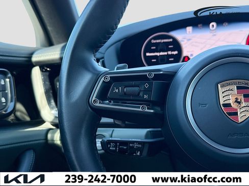 Used 2025 Porsche Panamera 4 image 38