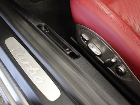 Certified 2018 Porsche 911 Turbo AWD/4WD image 20
