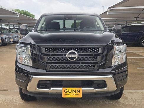 Used 2024 Nissan Titan SV w/ SV Convenience Package RWD image 8