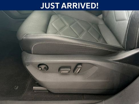 Used 2024 Volkswagen Atlas SE FWD image 12
