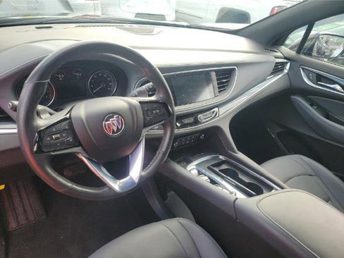 Used 2024 Buick Enclave Essence w/ Sport Touring Edition image 6
