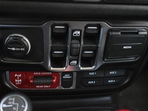 Used 2026 Jeep Wrangler Unlimited Sport AWD/4WD image 28