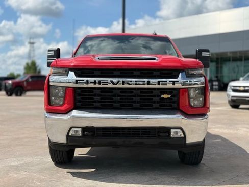 Used 2022 Chevrolet Silverado 2500 LT w/ Convenience Package AWD/4WD image 3