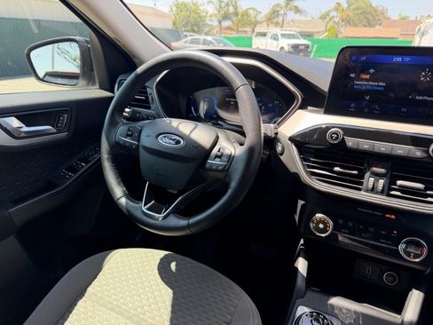 Used 2020 Ford Escape SE Sport FWD image 24