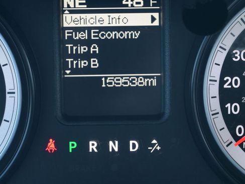 Used 2014 RAM 2500 SLT image 30