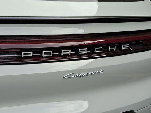 New 2026 Porsche Cayenne Coupe AWD/4WD image 22