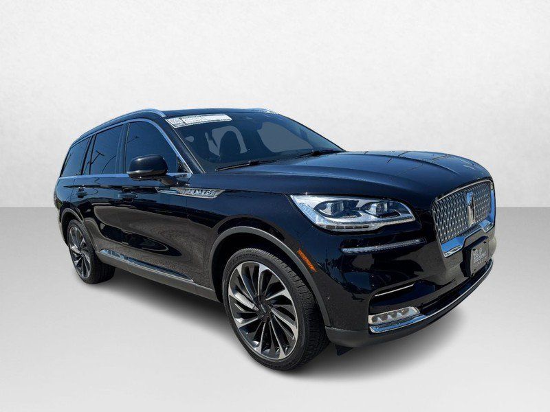 Certified 2023 Lincoln Aviator Reserve w/ Equipment Group 201A AWD/4WD image 3