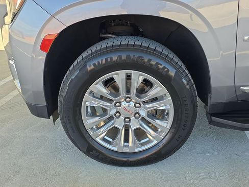 Used 2021 GMC Yukon Denali image 34