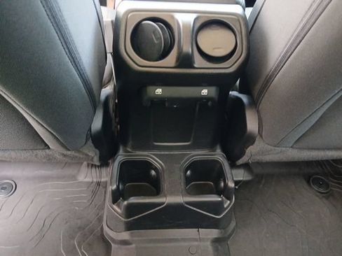 Used 2022 Jeep Gladiator Sport AWD/4WD image 12
