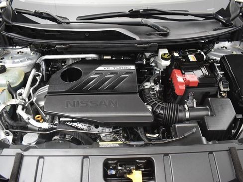 Used 2022 Nissan Rogue SV image 35