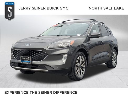 Used 2020 Ford Escape Titanium image 1