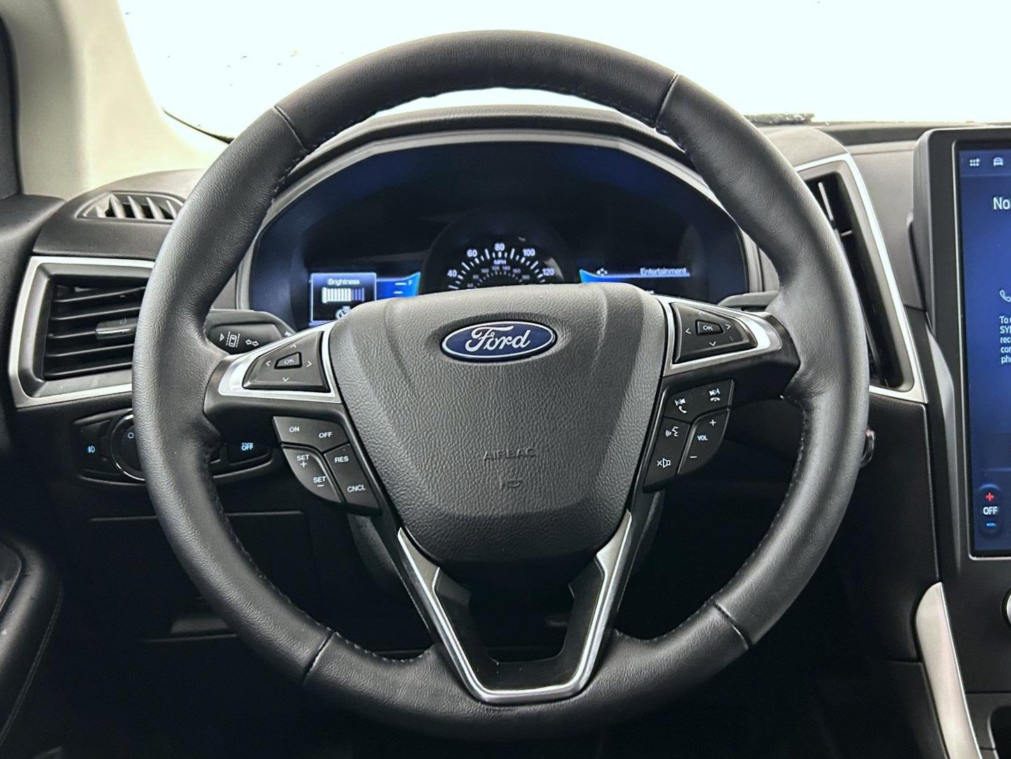 Used 2024 Ford Edge SEL w/ Convenience Package AWD/4WD image 11