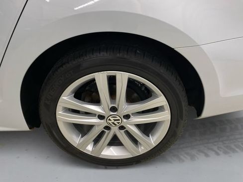 Used 2017 Volkswagen Jetta SEL FWD image 19