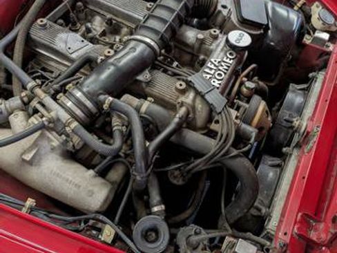 Used 1991 Alfa Romeo Spider image 33