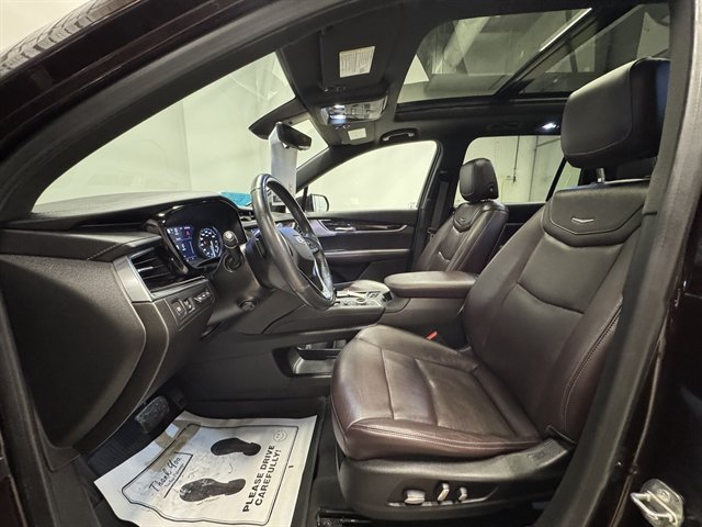 Used 2021 Cadillac XT6 Premium Luxury AWD/4WD image 28
