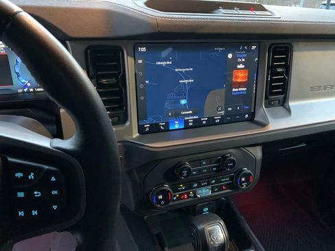 Certified 2025 Ford Bronco Outer Banks image 31