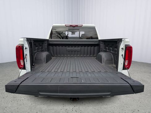 Certified 2025 GMC Sierra 1500 AT4 w/ Technology Package image 13