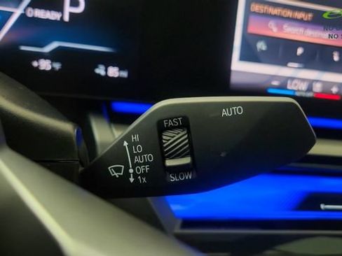 Used 2026 BMW i5 eDrive40 w/ M Sport Package RWD image 77