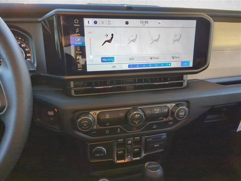 New 2026 Jeep Gladiator Sport AWD/4WD image 8