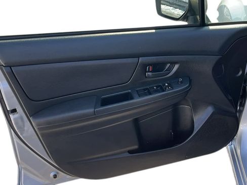 Used 2014 Subaru Impreza 2.0i image 8