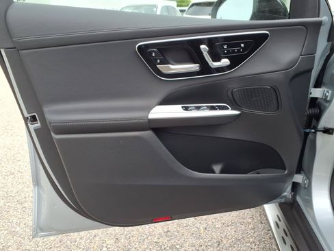 New 2026 Mercedes-Benz GLC 300 4MATIC image 12