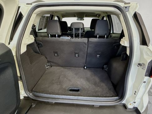 Used 2021 Ford EcoSport SE w/ SE Convenience Package FWD image 25