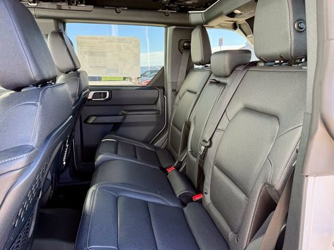 New 2025 Ford Bronco Big Bend w/ Black Diamond Package AWD/4WD image 11