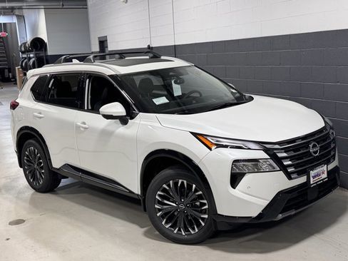 New 2026 Nissan Rogue Platinum w/ Platinum Premium Package image 8