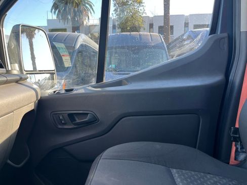 Used 2021 Ford Transit 250 148 High Roof Extended w/ Parcel Delivery Package RWD image 17