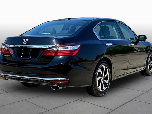 Used 2016 Honda Accord EX-L image 12
