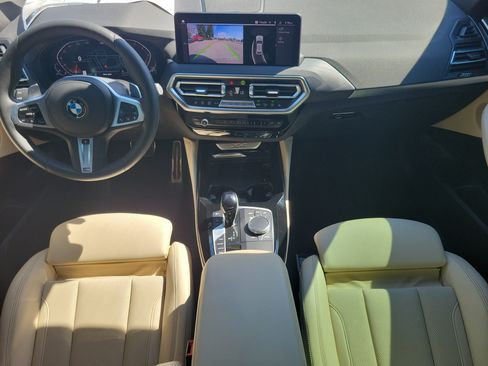 Certified 2024 BMW X4 xDrive30i w/ M Sport Package AWD/4WD image 21